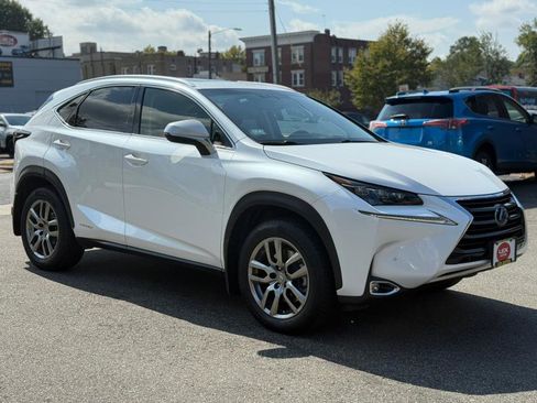 Used 2016 Lexus NX 300h AWD w/ Luxury Package image 6