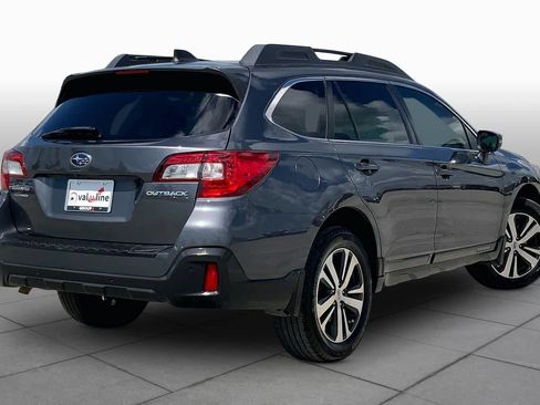 Used 2018 Subaru Outback 2.5i Limited AWD/4WD image 13