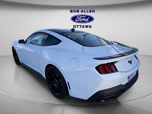 New 2026 Ford Mustang Coupe RWD image 3