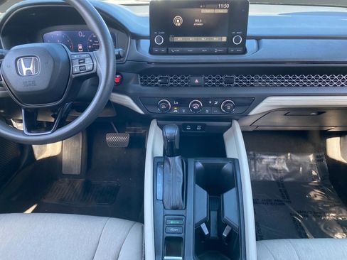 Used 2023 Honda Accord LX image 11