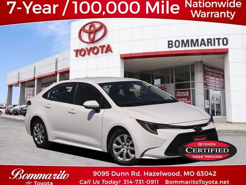 Certified 2025 Toyota Corolla LE FWD image 1