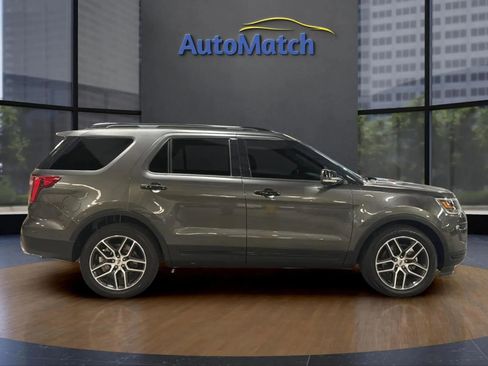Used 2019 Ford Explorer Sport w/ Equipment Group 401A image 13