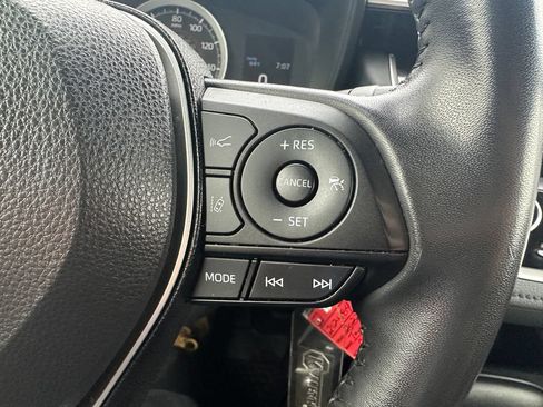 Used 2022 Toyota Corolla SE FWD image 21