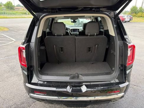 Used 2022 GMC Acadia Denali w/ Denali Ultimate Package AWD/4WD image 19