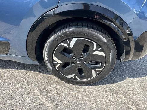 Used 2023 Kia Niro Wind FWD image 6