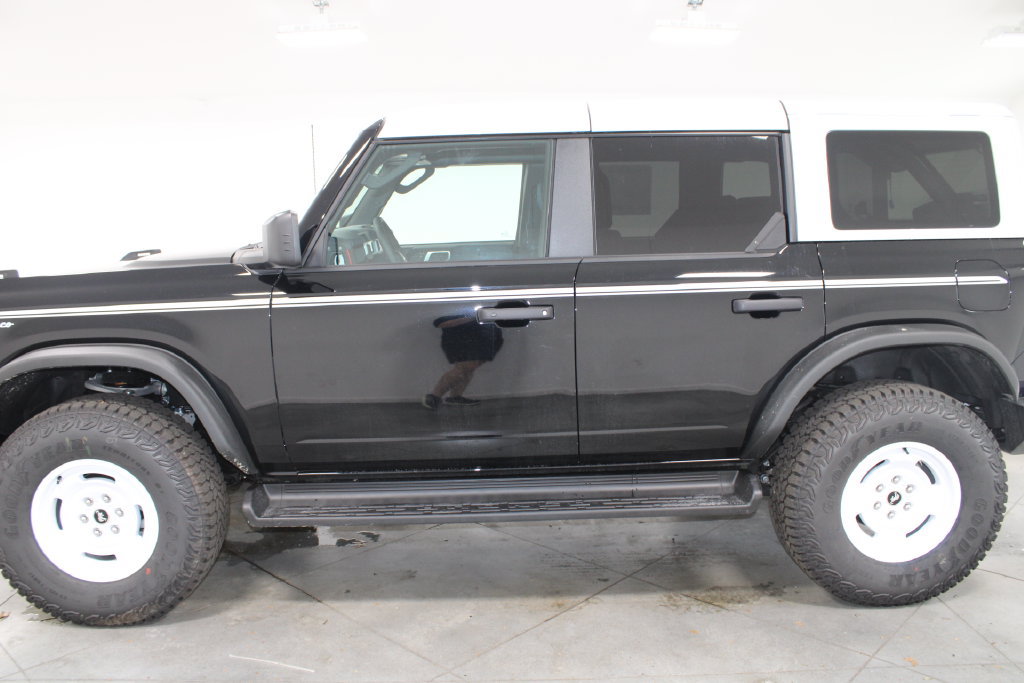 New 2026 Ford Bronco Heritage Edition AWD/4WD image 5