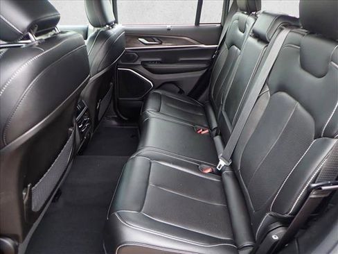 Used 2024 Jeep Grand Cherokee Limited 4xe image 10