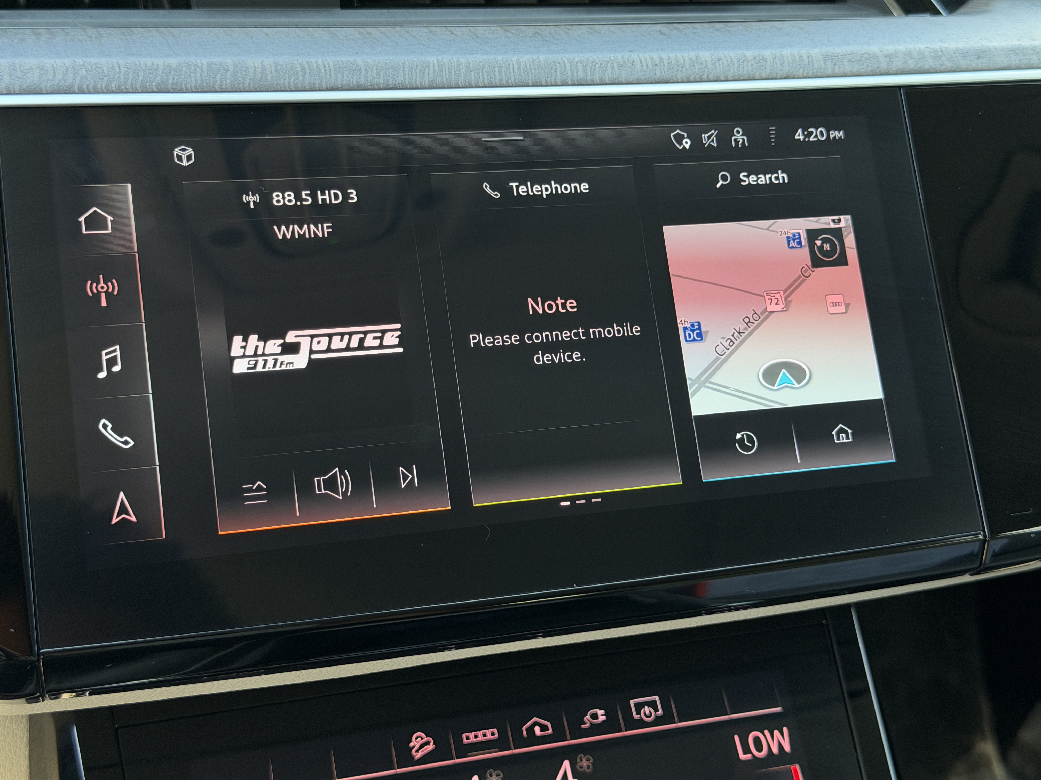 Used 2024 Audi Q8 e-tron Premium Plus w/ Premium Plus Package AWD/4WD image 25