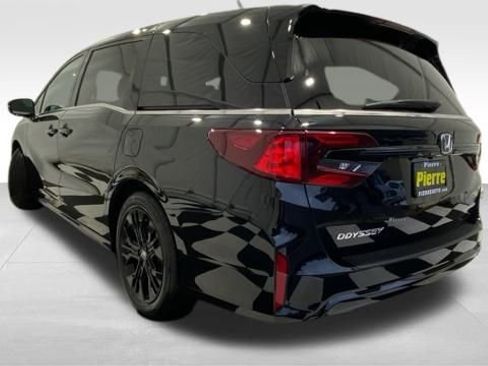 Used 2025 Honda Odyssey Sport-L image 2