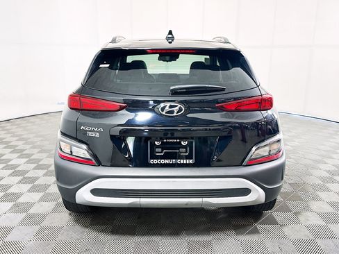 Used 2023 Hyundai Kona SEL FWD image 4