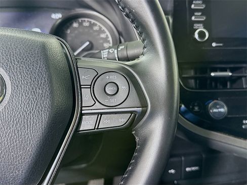 Certified 2022 Toyota Camry SE image 22