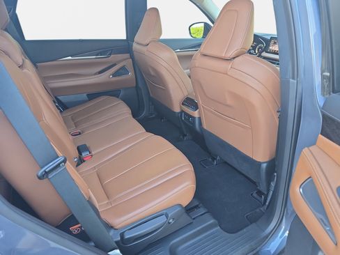 Certified 2023 INFINITI QX60 Sensory w/ Vision Package AWD/4WD image 11
