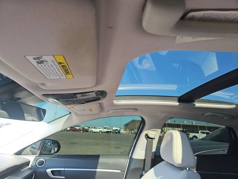Used 2025 Hyundai Sonata SEL FWD image 10