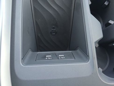 New 2026 Nissan Armada SL w/ Captain's Chari Seat Package RWD image 6