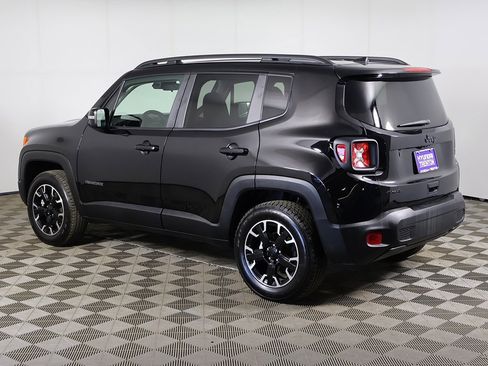 Used 2023 Jeep Renegade Latitude image 7