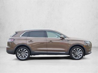 Used 2022 Lincoln Nautilus Reserve w/ Luxury Package AWD/4WD video 4