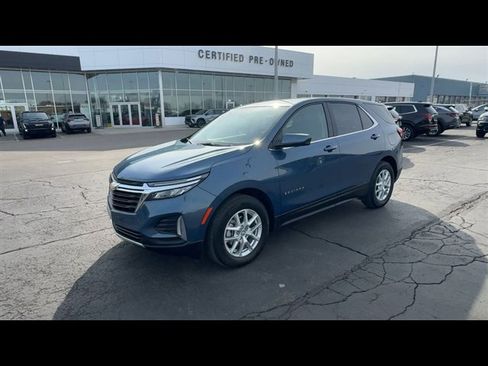 Certified 2024 Chevrolet Equinox LT w/ LPO, Floor Liner Package image 4