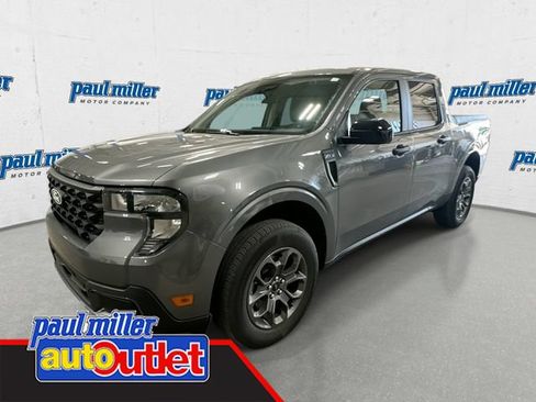 Certified 2025 Ford Maverick XLT w/ XLT Luxury Package AWD/4WD image 1
