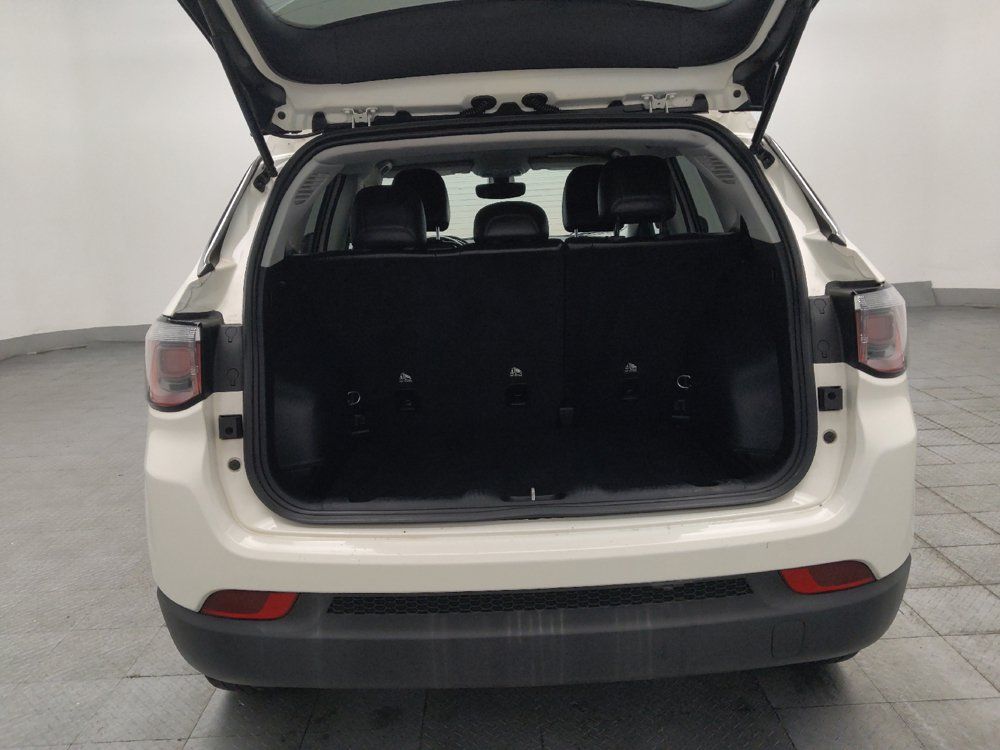 Used 2018 Jeep Compass Latitude w/ Popular Equipment Group FWD image 29
