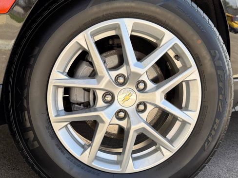 Used 2024 Chevrolet Equinox LS FWD image 25