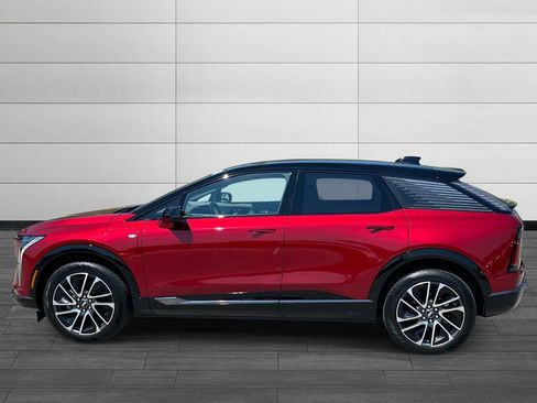 Certified 2025 Cadillac Optiq Sport 1 image 2