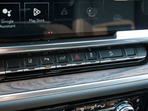 New 2025 GMC Sierra 2500 SLT w/ SLT Premium Package image 11