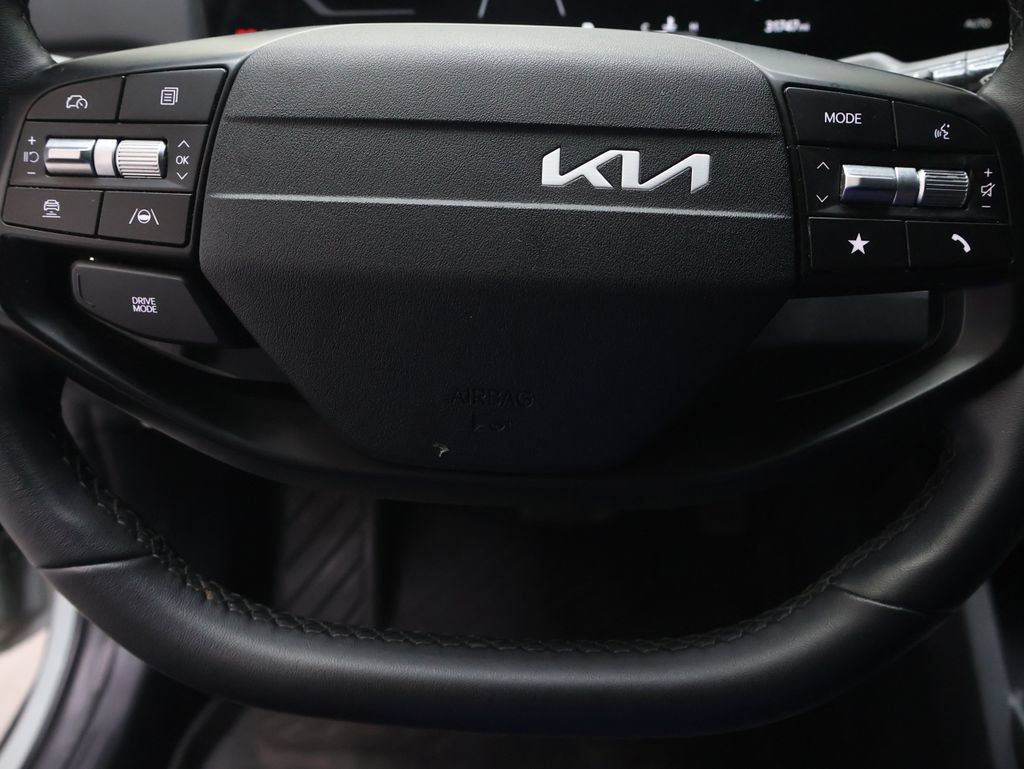 Used 2025 Kia K4 EX FWD image 18