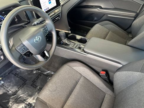 Certified 2026 Toyota Camry LE FWD image 10