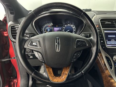 Used 2016 Lincoln MKX Reserve w/ Technology Package AWD/4WD image 14