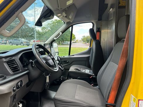 Used 2022 Ford Transit 250 148 High Roof Extended w/ Parcel Delivery Package RWD image 20