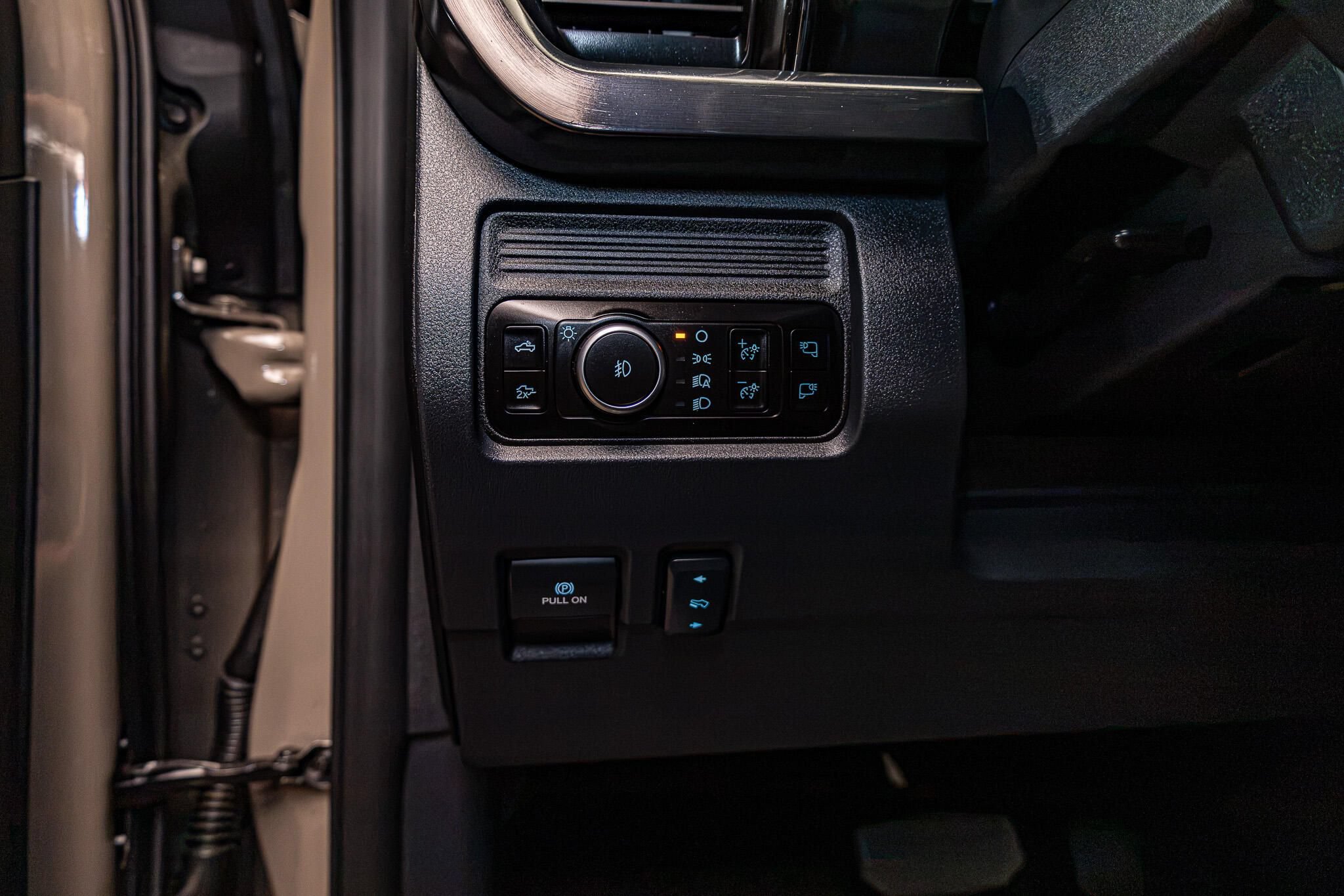 Used 2026 Ford F250 Lariat AWD/4WD image 18