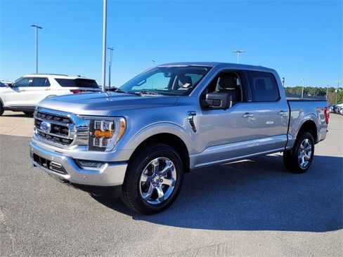 Used 2022 Ford F150 XLT w/ Equipment Group 302A High image 3