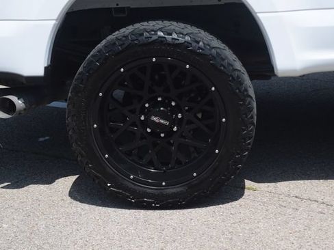 Used 2022 Ford F250 XLT w/ FX4 Off-Road Package AWD/4WD image 27