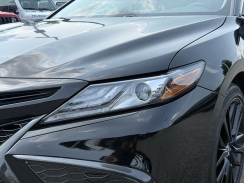 Used 2023 Toyota Camry XSE FWD image 6
