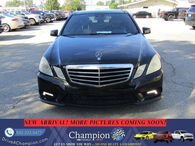 Used 2010 Mercedes-Benz E 550 Sedan image 2