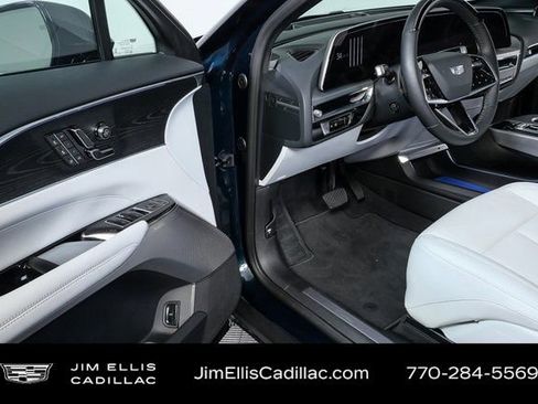 Certified 2024 Cadillac Lyriq Sport image 9