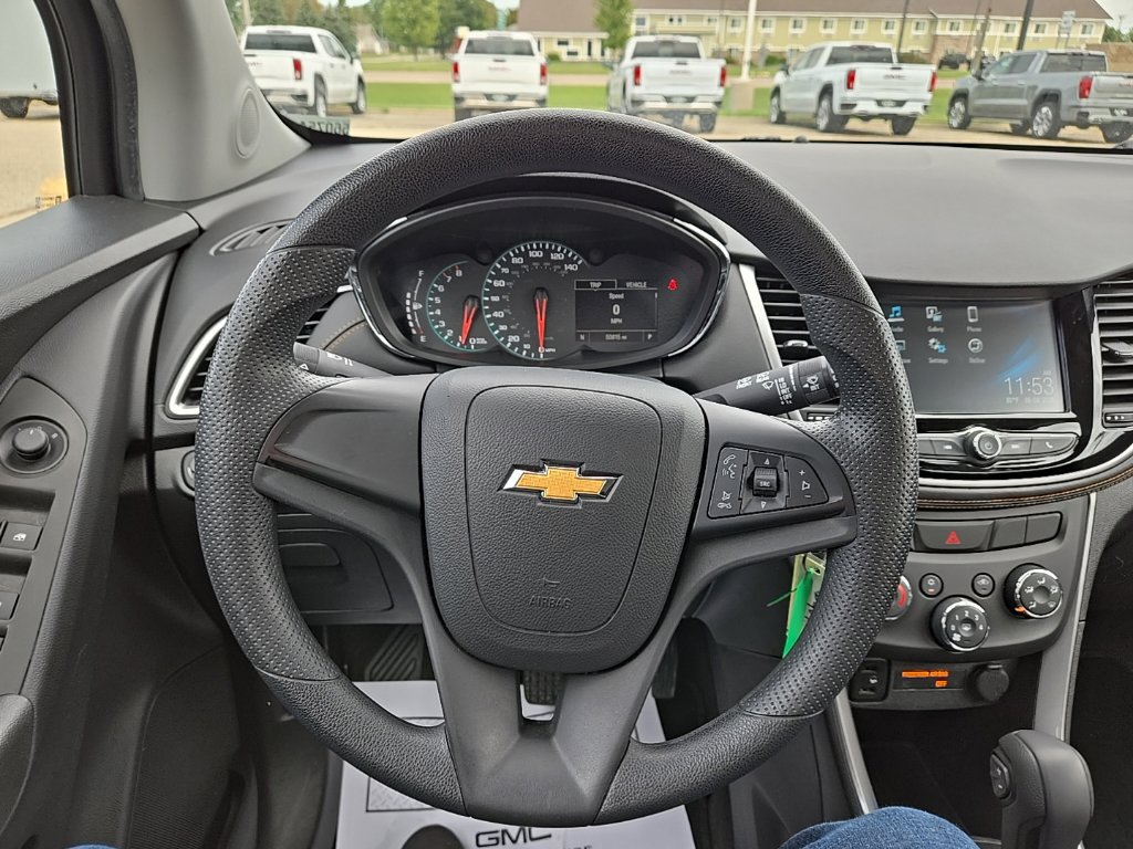 Used 2017 Chevrolet Trax LS FWD image 19
