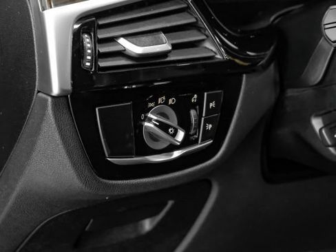 Used 2021 BMW 530i w/ M Sport Package RWD image 30