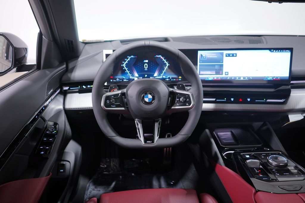Used 2026 BMW 530i w/ M Sport Package RWD image 11