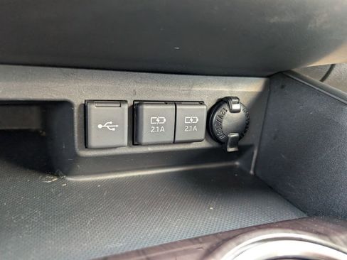 Used 2020 Toyota Highlander Platinum AWD/4WD image 23