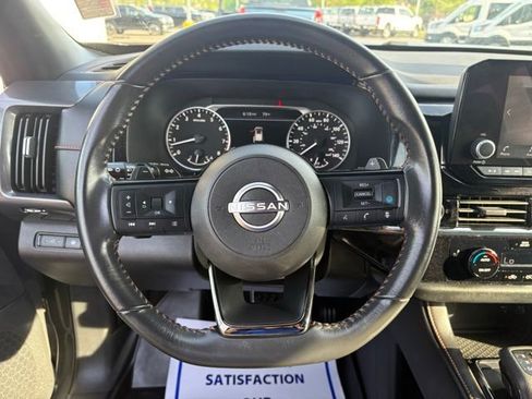 Used 2023 Nissan Pathfinder Rock Creek AWD/4WD image 16