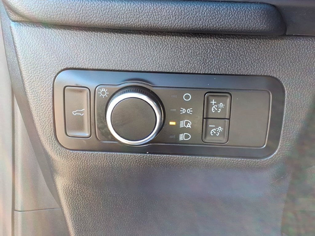 Used 2024 Ford Escape ST-Line w/ Tech Pack #1 AWD/4WD image 14