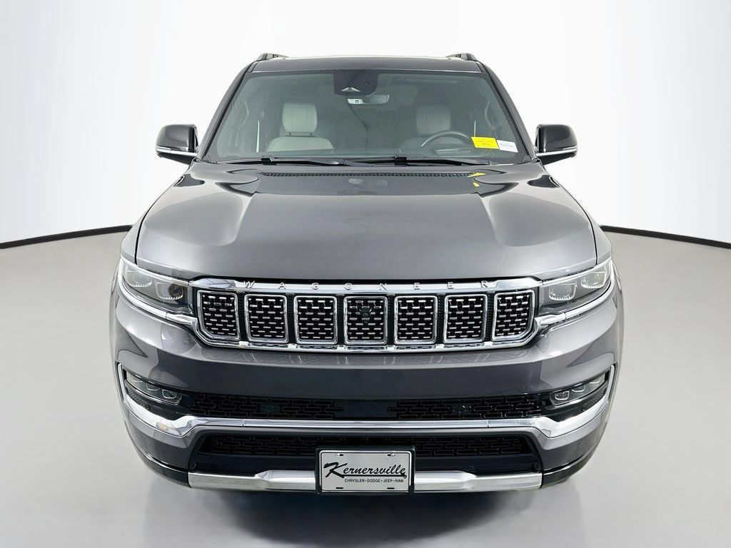 Used 2025 Jeep Grand Wagoneer 4WD w/ 8-Passenger Seating Package image 2