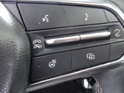 Used 2024 Chevrolet Traverse LT w/ Midnight/Sport Edition FWD image 12