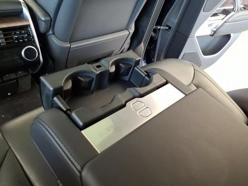 Used 2023 Land Rover Range Rover SE AWD/4WD image 34