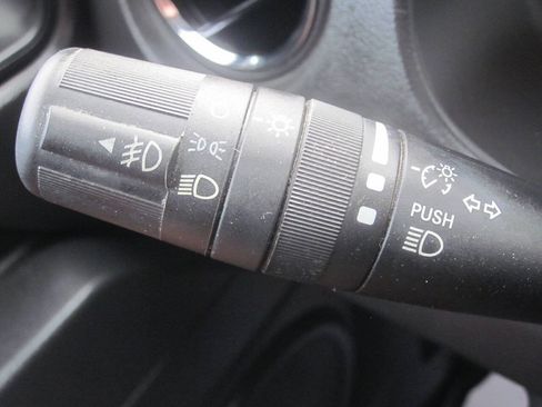 Used 2016 Jeep Patriot Sport FWD image 28