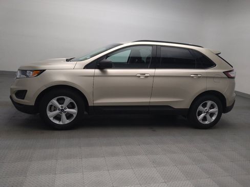 Used 2018 Ford Edge SE image 2