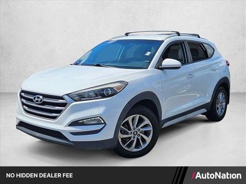Used 2017 Hyundai Tucson SE FWD image 1