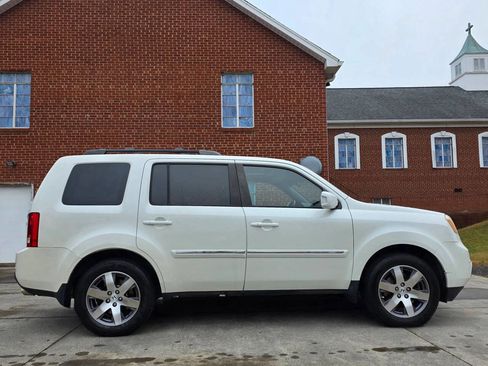 Used 2015 Honda Pilot Touring image 4