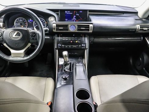 Used 2014 Lexus IS 350 w/ Luxury Package w/Gray Wood RWD image 12